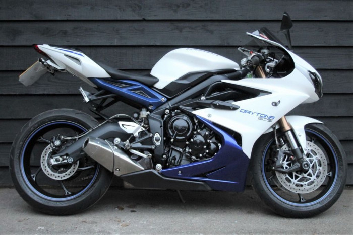 Photo of TRIUMPH Daytona (2013)