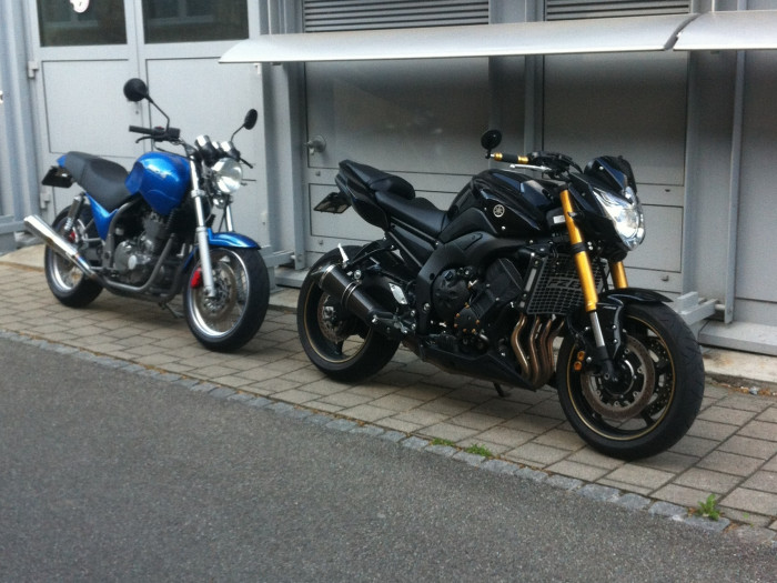 Picture of YAMAHA FZ8 (2011)