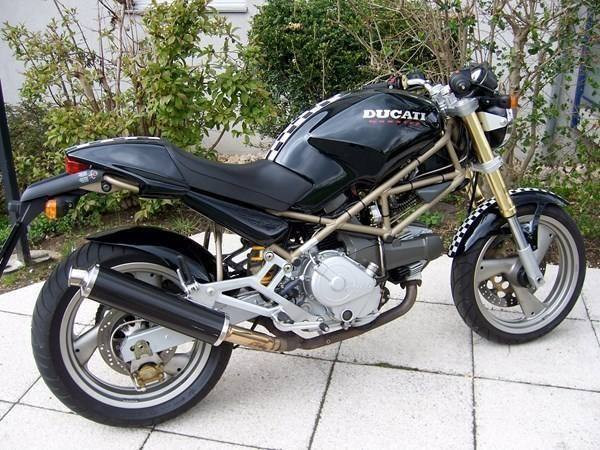 Photo of DUCATI MONSTER 600 (1996)