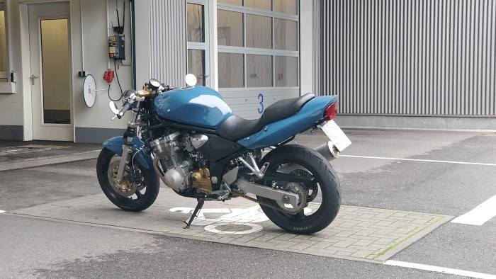 Photo of SUZUKI GSF 600 (2000)