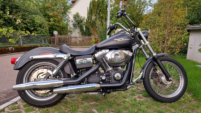 Photo of HARLEY-DAVIDSON Dyna (2006)