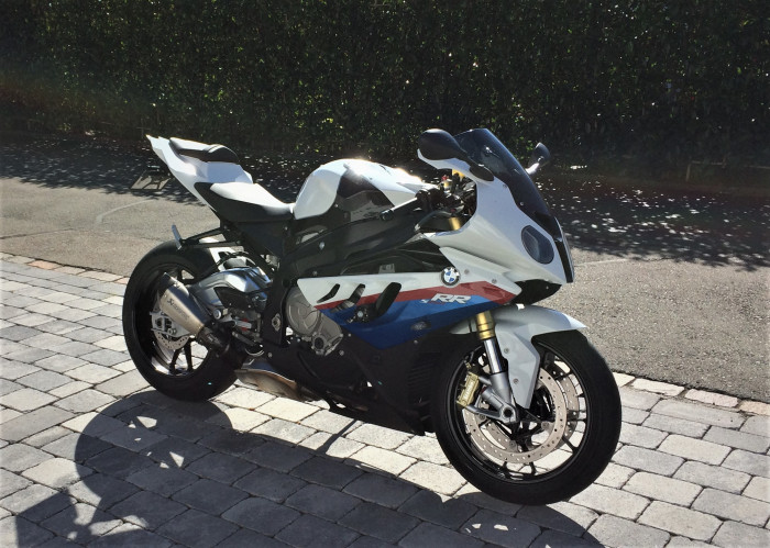 Photo of BMW S-SERIE (2010)
