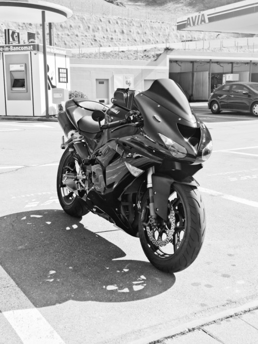 Photo of KAWASAKI NINJA ZX-10R (2006)
