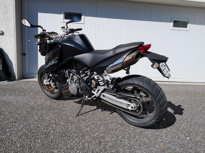 Photo of KTM Duke (2006)