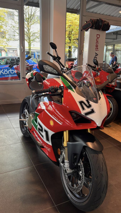 Photo of DUCATI PANIGALE V2 (2022)