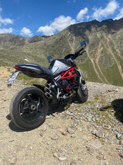 Photo of MV AGUSTA Brutale (2016)