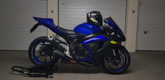 Photo of SUZUKI GSX-R 600 (2006)