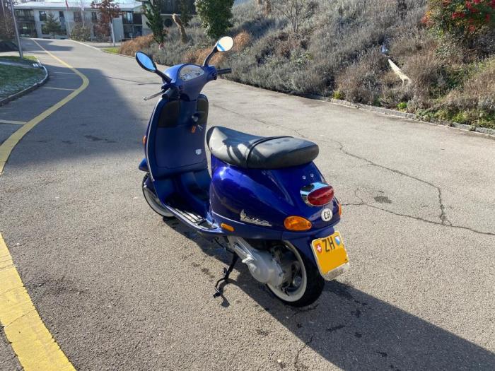 Photo of PIAGGIO Vespa ET (2002)