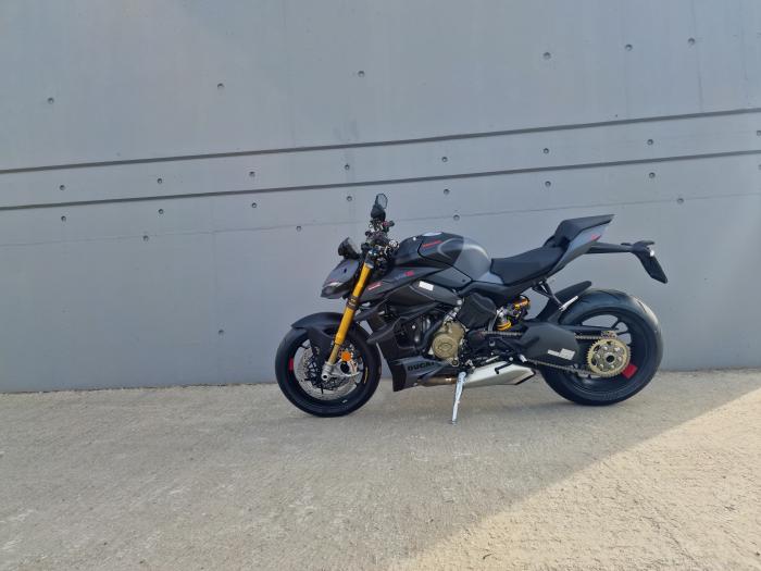 Photo of DUCATI STREETFIGHTER V4 S (2023)