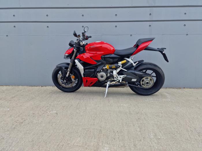 Picture of DUCATI STREETFIGHTER V2 (2023)