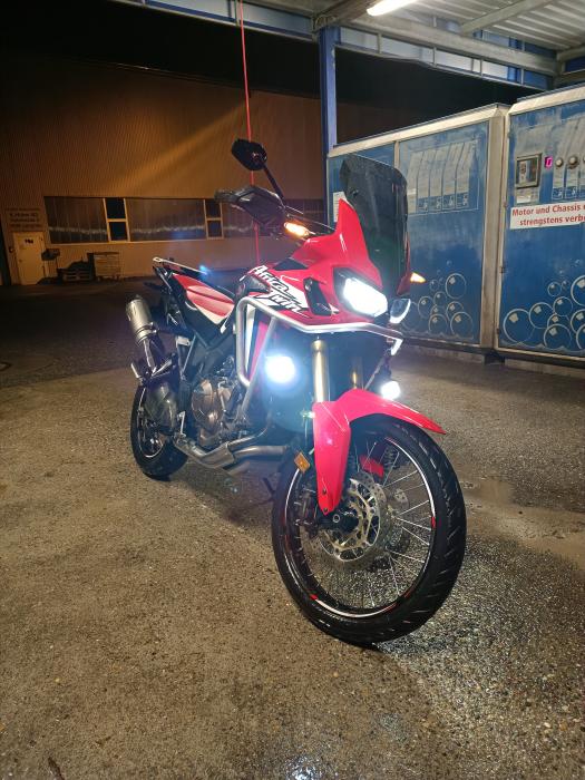 Photo of HONDA CRF 1000 (2018)
