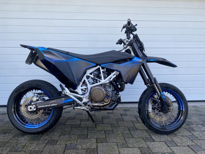 Photo of HUSQVARNA 701 (2016)