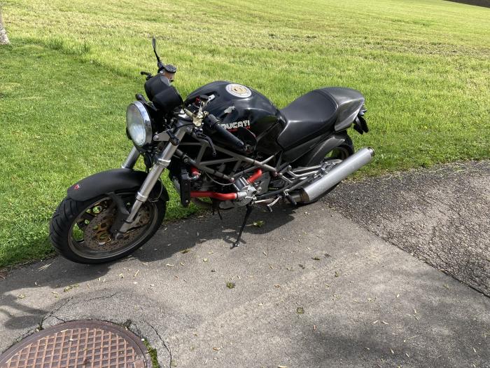 Photo of DUCATI MONSTER 916 (2002)