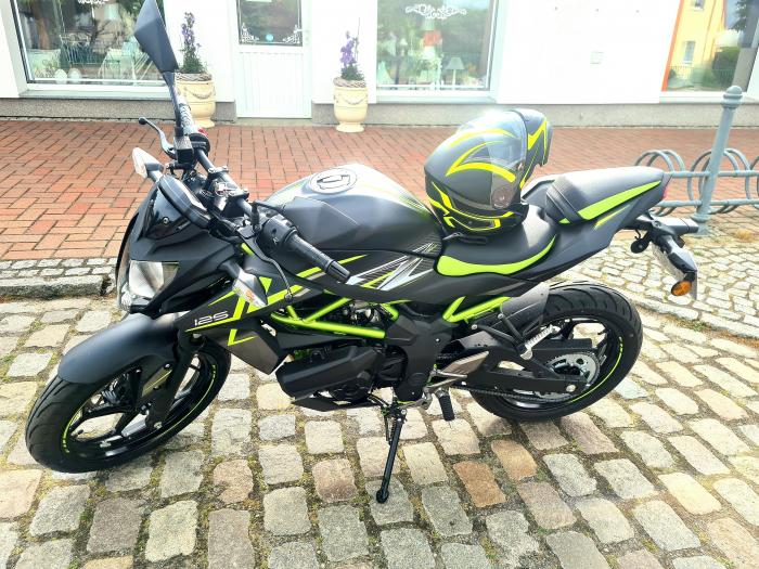 Photo of KAWASAKI Z 125 (2022)