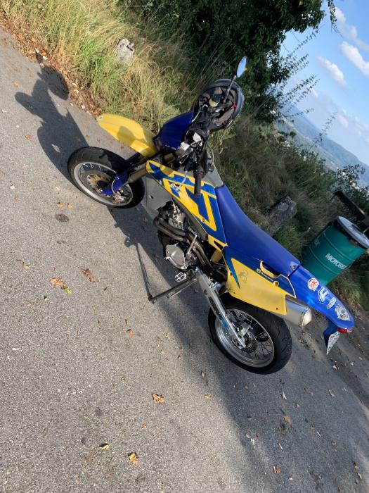 Photo of HUSQVARNA TE (2003)