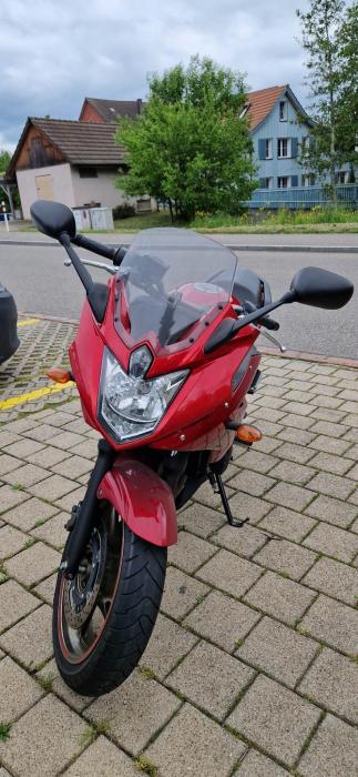 Photo of YAMAHA XJ 6 (2011)