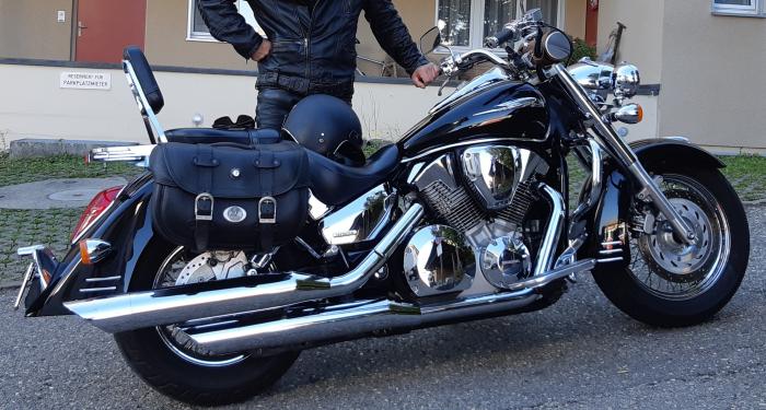 Photo of HONDA VTX 1300 (2005)