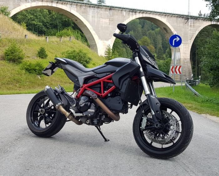 Photo of DUCATI HYPERMOTARD 821 (2013)