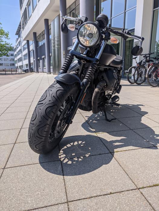 Photo of MOTO GUZZI V9 (2019)