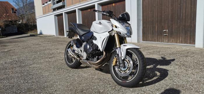 Photo of HONDA CB 600 (2008)