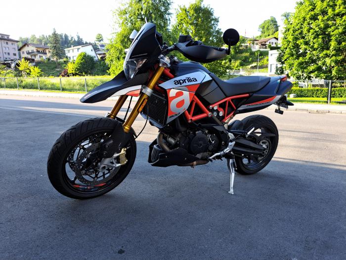 Picture of APRILIA Dorsoduro (2017)