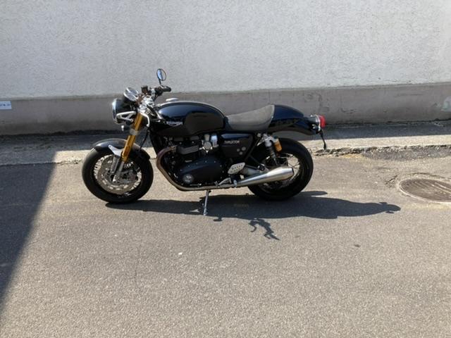 Photo of TRIUMPH Thruxton (2021)