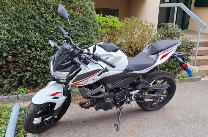 Photo of KAWASAKI Z 400 (2022)