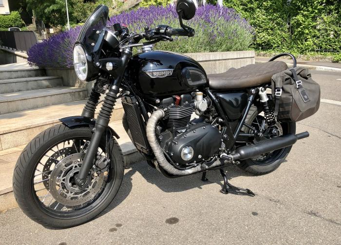 Photo of TRIUMPH Bonneville (2016)