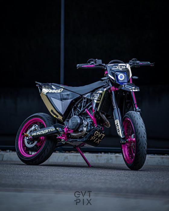 Photo of HUSQVARNA 701 (2020)