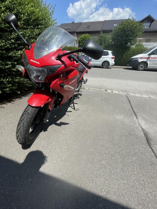 Photo of HONDA CBR 125 (2014)
