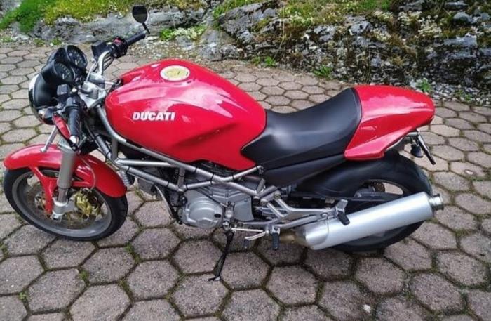 Picture of DUCATI MONSTER 800 (2005)