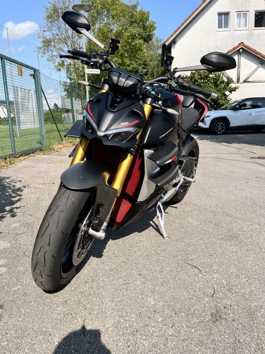 Photo of DUCATI STREETFIGHTER V4 S (2022)