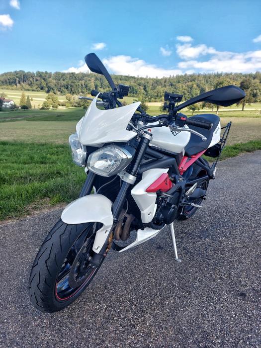 Photo of TRIUMPH Street Triple (2013)