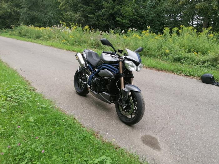 Photo of TRIUMPH Speed Triple (2013)